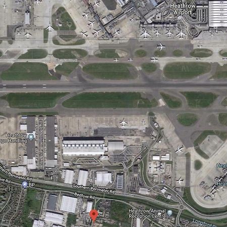 לונדון Heathrow Ensuite Rooms- Auto Check In מראה חיצוני תמונה
