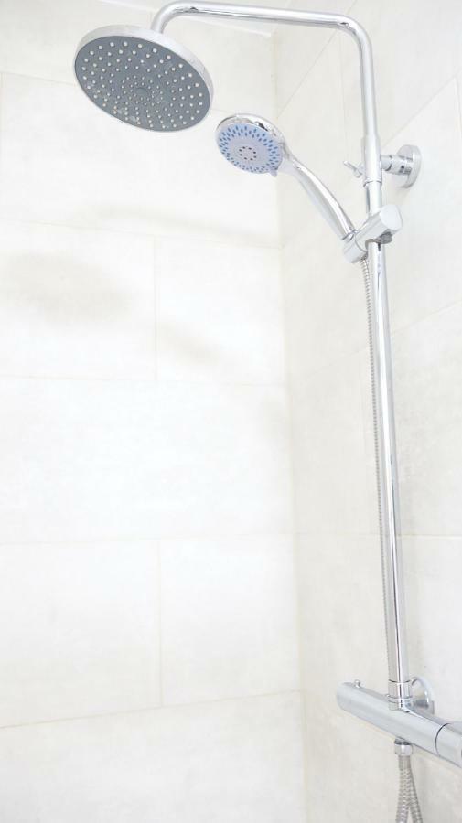 לונדון Heathrow Ensuite Rooms- Auto Check In מראה חיצוני תמונה